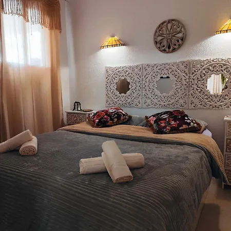 100 M De Playa 아파트