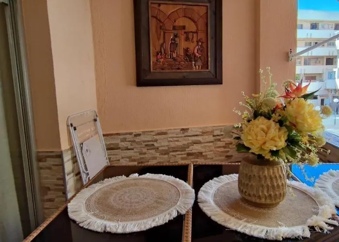 100 M De Playa * 칼페