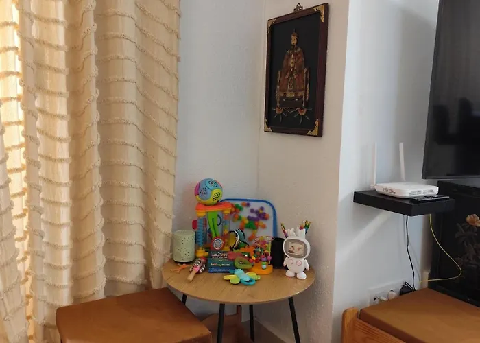 100 M De Playa 칼페