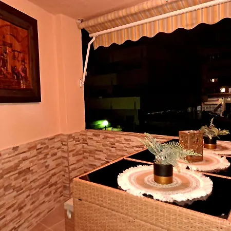 100 M De Playa Apartment