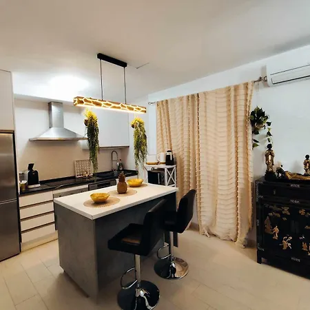 100 M De Playa Apartment